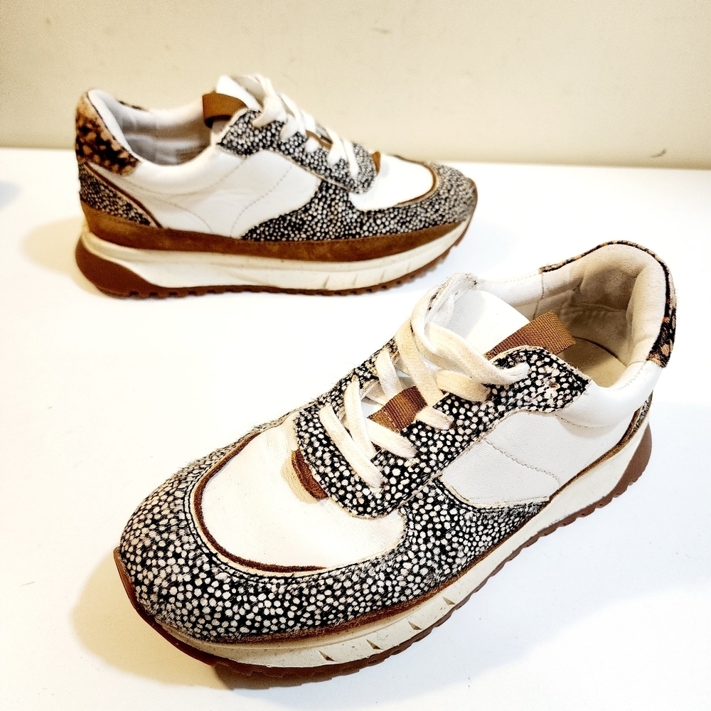 Madewell Unisex White and Cheetah Leather Upper Sneakers W 6.5M/ M 5M